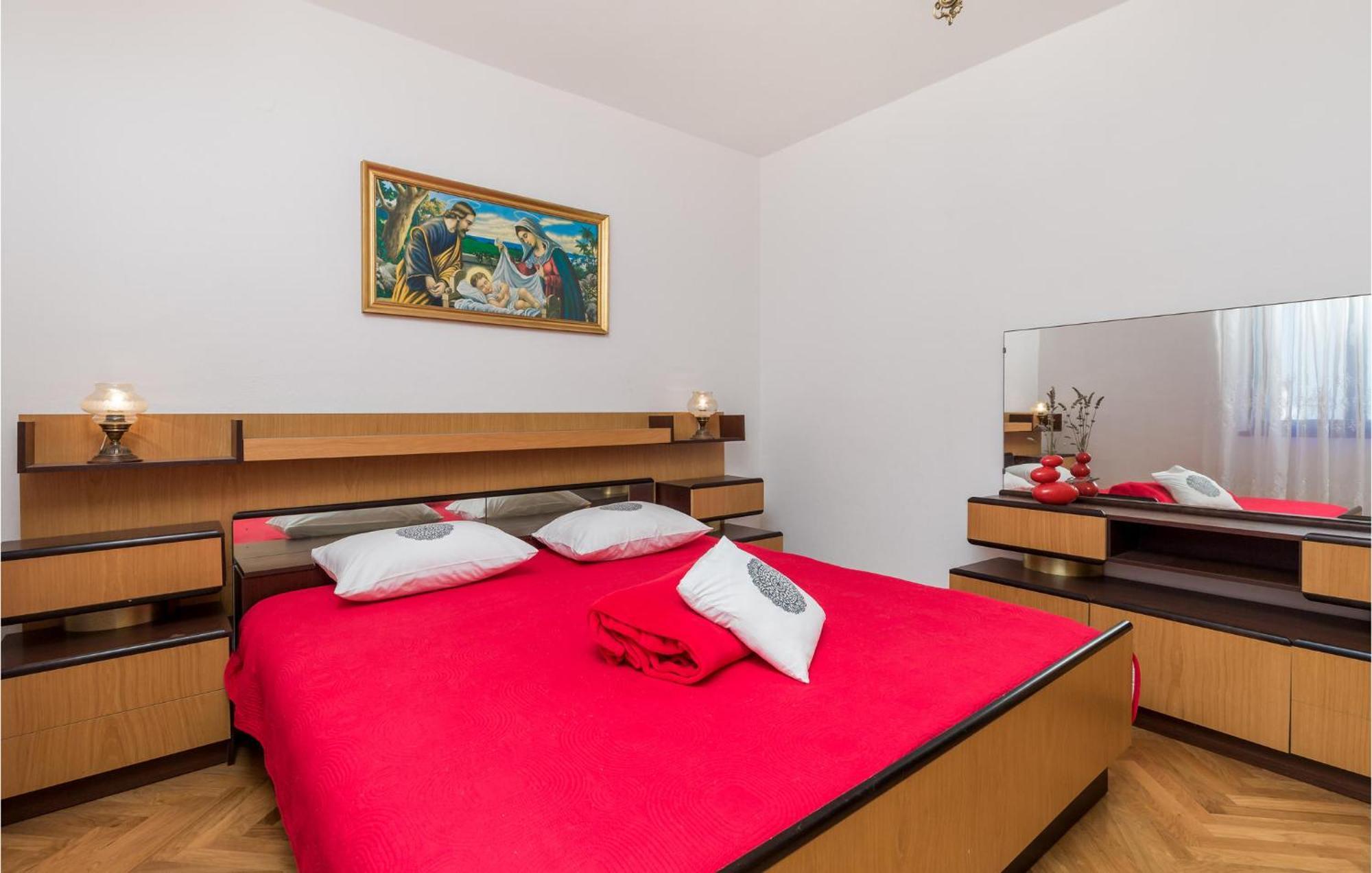 2 Bedroom Awesome Apartment In Pag พาก ภายนอก รูปภาพ